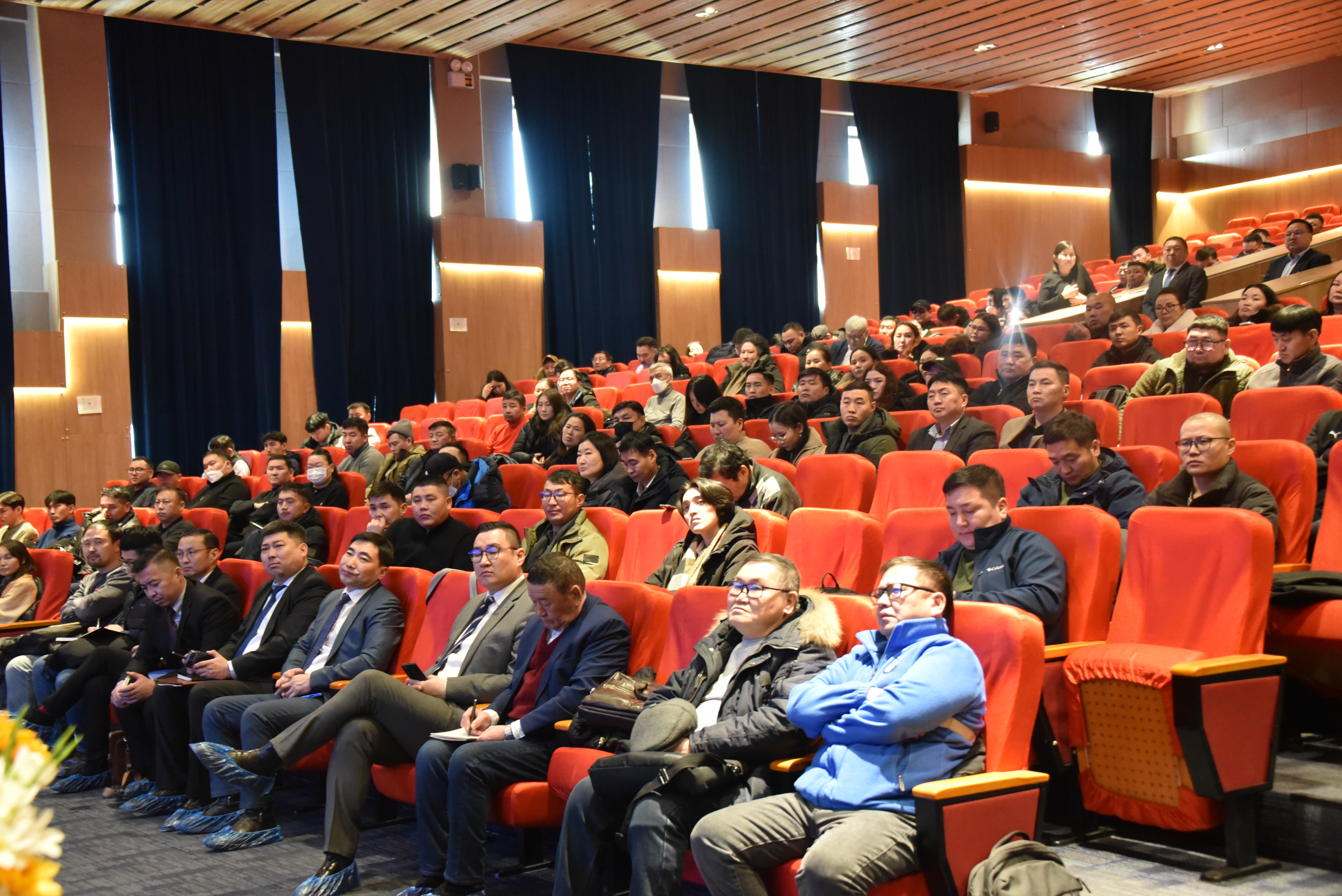 Уулын ажлын төлөвлөгөө, тайлангийн шинэчилсэн заавартай холбоотой хэлэлцүүлэг боллоо